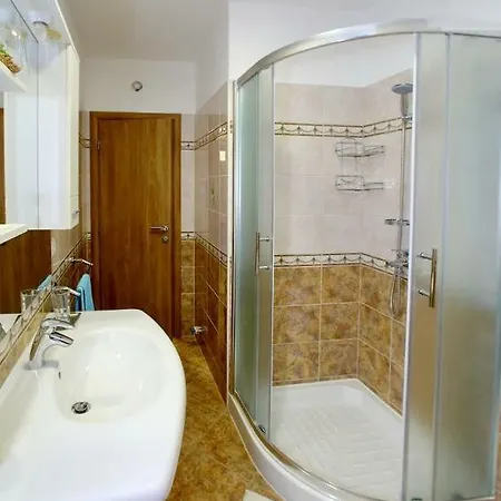 16641b Apartman